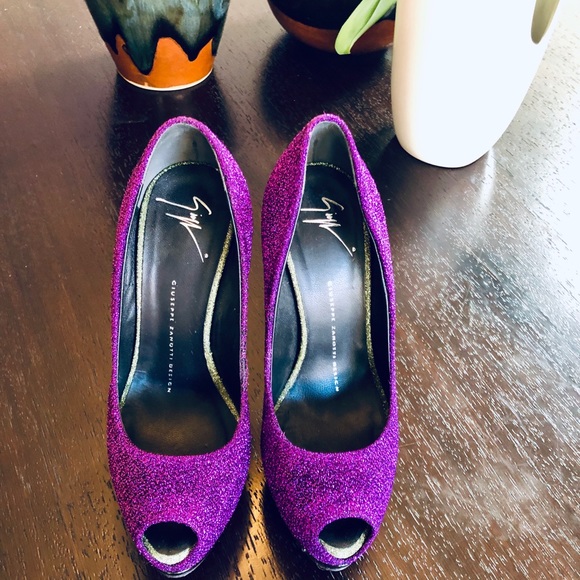 Giuseppe Zanotti Sharon Peep Toe Platform Pumps - Picture 3 of 7